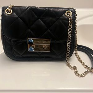 MK sloan shoulder bag mint condition no scratches